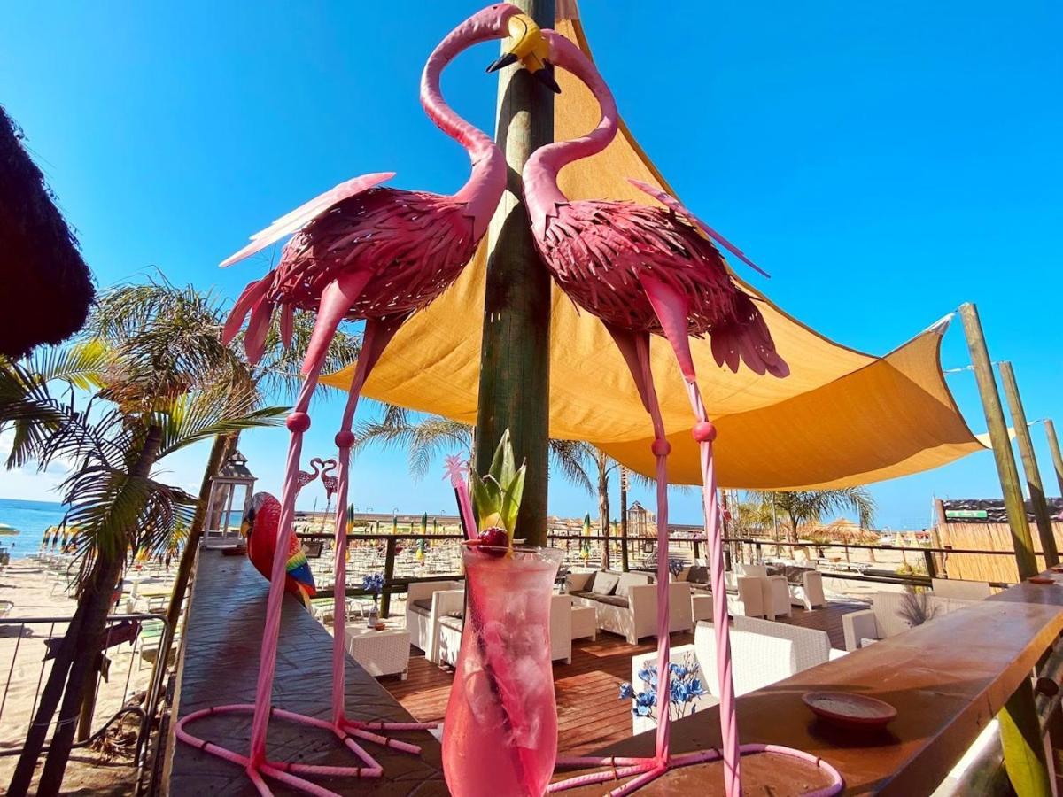 Flamingo Suites 마리나디카메로타 외부 사진